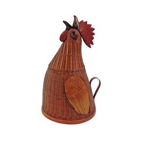 Vintage Shanghai Handicrafts Woven Wicker Rooster Lidded Basket Hen Figural 9"